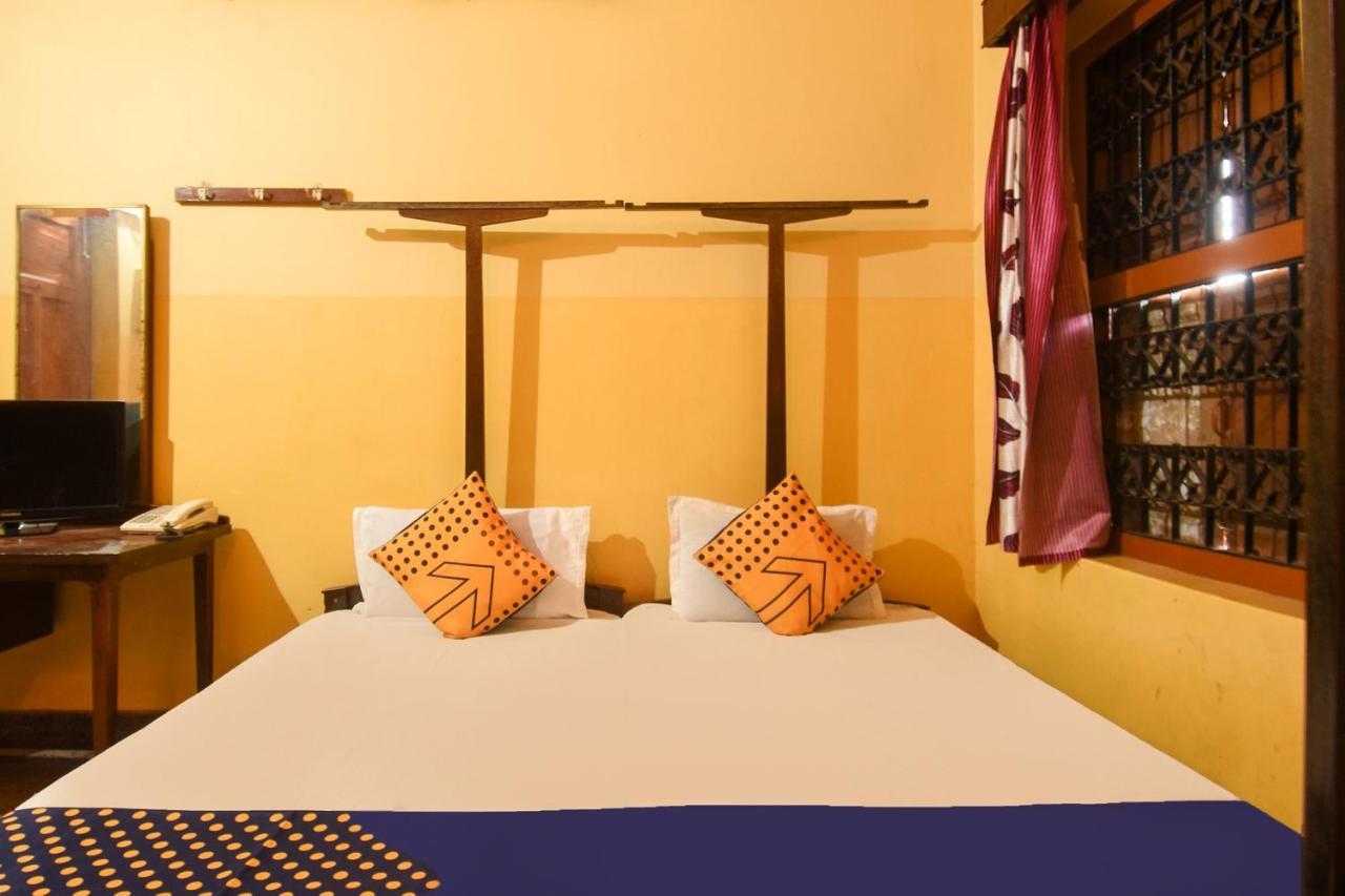 Spot On Hotel Vijaya カタック エクステリア 写真